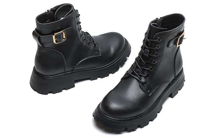 Shop (W) ディズニー×ドクターマーチン 厚底ブーツ (黒) 21ADBL66595-100