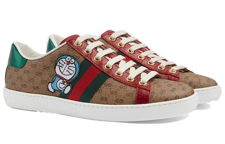 Shop (Women) Doraemon x Gucci Ace 655034-2SZ10-9765