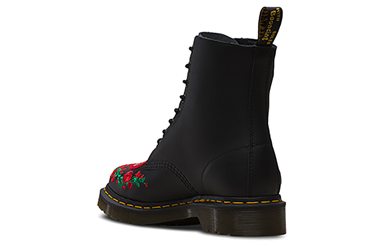 Lookbook (W) Dr. Martens 1460 'Pascal Sequin Hearts' Botas con Corazones de Lentejuelas 24406001