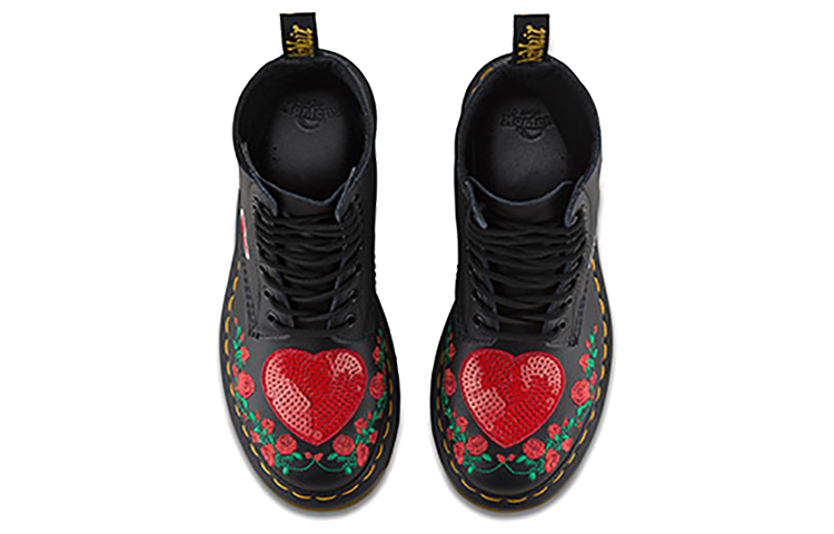 Shop (W) Dr. Martens 1460 'Pascal Sequin Hearts' Botas con Corazones de Lentejuelas 24406001