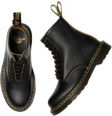 (Women) Dr. Martens 1460 Double Stitch Black 26100032 Lookbook (Women) Dr. Martens 1460 Double Stitch Black 26100032