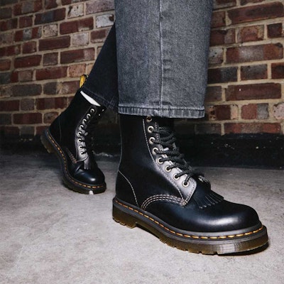 (W) 닥터마틴 1460 파스칼 아브루쪼 블랙 마틴 부츠 26940001 Sizing (W) 닥터마틴 1460 파스칼 아브루쪼 블랙 마틴 부츠 26940001