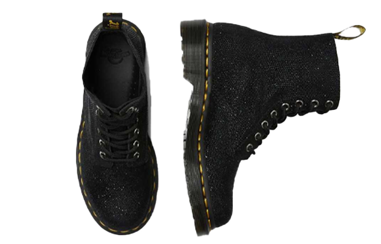Shop (W) Dr. Martens 1460 Pascal Hitam 26066001