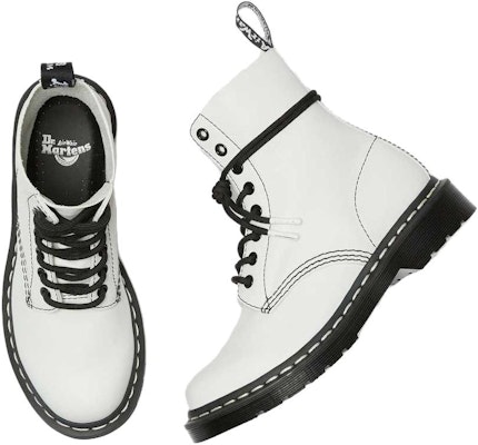 (W) Dr. Martens 1460 Pascal BW But Putih 25818113 Shop (W) Dr. Martens 1460 Pascal BW But Putih 25818113
