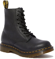 Dr. Martens 1460 Pascal 弗吉尼亚皮革系带靴 '黑色' 13512006 Lookbook Dr. Martens 1460 Pascal 弗吉尼亚皮革系带靴 '黑色' 13512006