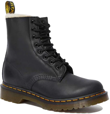 (W) Dr. Martens 1460 Berbulu Hitam Pelapik Tiruan 21797001 Shop (W) Dr. Martens 1460 Berbulu Hitam Pelapik Tiruan 21797001