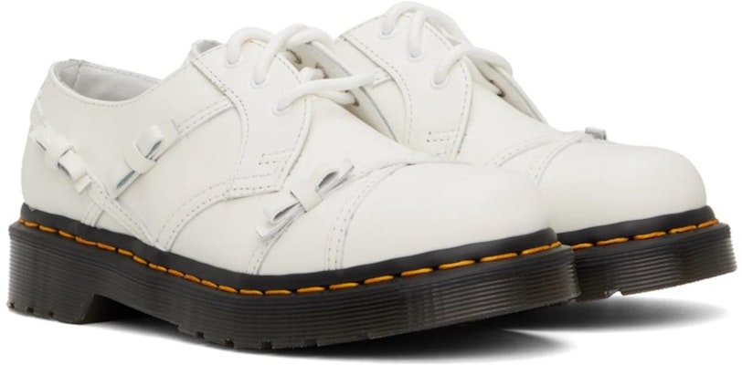 (W) Dr. Martens 1461 Bow Sepatu Oxford Kulit Mulus 'Putih' 27852100 Lookbook (W) Dr. Martens 1461 Bow Sepatu Oxford Kulit Mulus 'Putih' 27852100