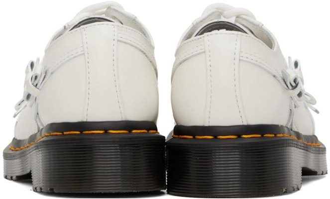 (W) Dr. Martens 1461 Bow Sepatu Oxford Kulit Mulus 'Putih' 27852100 Shop (W) Dr. Martens 1461 Bow Sepatu Oxford Kulit Mulus 'Putih' 27852100