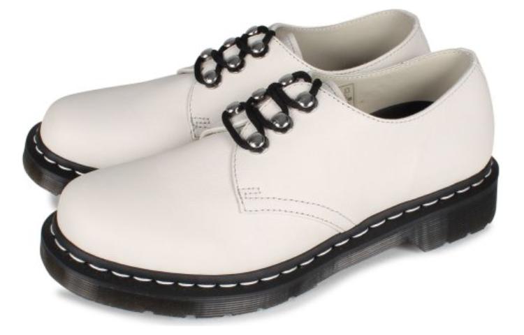 Lookbook (W) 닥터마틴 1461 화이트 가죽 메탈 디테일 26102115