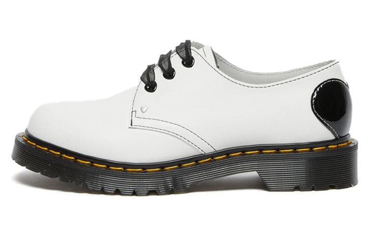 (W) Dr. Martens 1461 Hearts Smooth Patent 'Fashion Versatile Low Top Casual Shoe White'