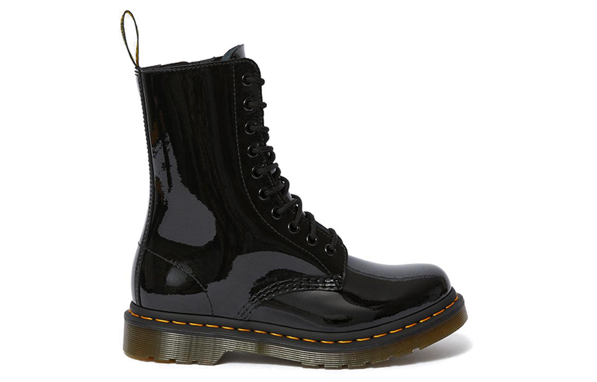 Order (W) Dr. Martens 1490 Sepatu Boots Kulit Hitam Mengkilap 25277001