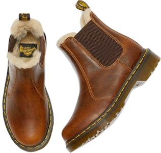 (W) 닥터마틴 2976 버터스카치 퍼 안 lining 첼시 부츠 23898243 Lookbook (W) 닥터마틴 2976 버터스카치 퍼 안 lining 첼시 부츠 23898243