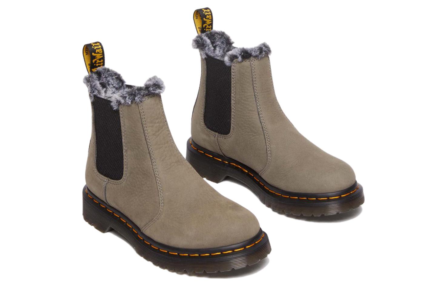 Lookbook (W) Dr. Martens 2976 Bota Chelsea de Cuero 'Gris' 30955059
