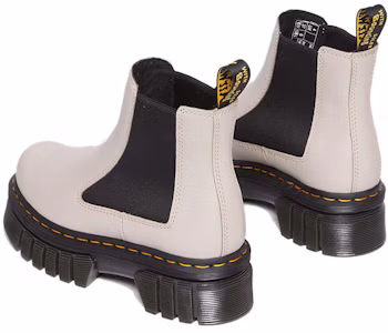 Lookbook Dr. Martens 馬汀博士 皮革 舒適休閒 短中筒 切爾西靴 女款 灰褐色
