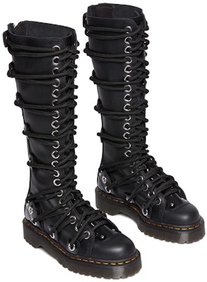 (W) Dr. Martens Daria 1B60 BEX 'But Hitam Tali Silang Kulit Tinggi' 30798001 Lookbook (W) Dr. Martens Daria 1B60 BEX 'But Hitam Tali Silang Kulit Tinggi' 30798001