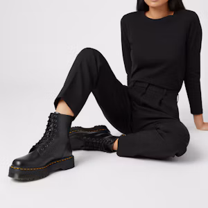 Order (女性)Dr. Martens Jadon 高筒平滑皮革厚底靴『黑色』25565001
