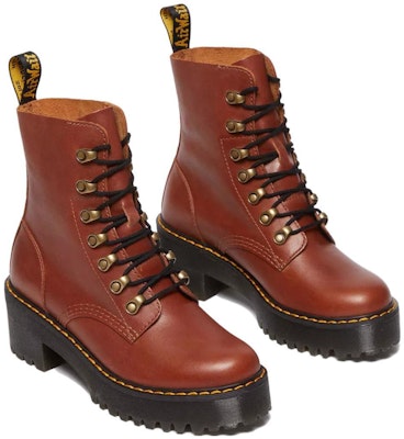 (W) 닥터마틴 레오나 브라운레드 (Dakteomatin Leona Beuraunredeu) 31377225 Lookbook (W) 닥터마틴 레오나 브라운레드 (Dakteomatin Leona Beuraunredeu) 31377225