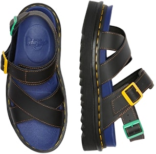 (W) Sandal Platform Dr. Martens 'Fesyen Hitam' 27346001 Lookbook (W) Sandal Platform Dr. Martens 'Fesyen Hitam' 27346001