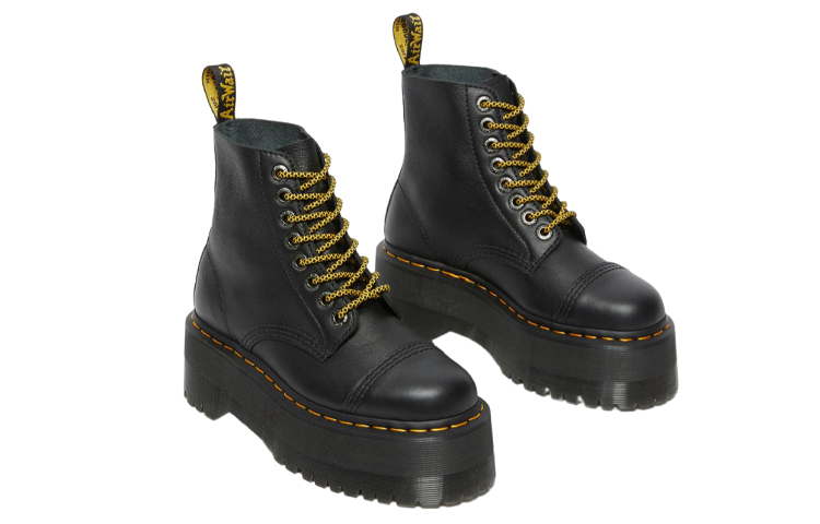 Lookbook Dr. Martens 馬汀博士 時尚系帶厚底馬丁靴 女款 黑色