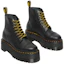 Lookbook Dr. Martens 馬汀博士 時尚系帶厚底馬丁靴 女款 黑色