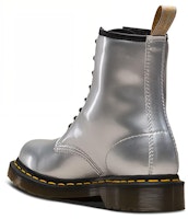 (W) Dr. Martens Vegan 1460 'Chrome Paint Metalik' Sepatu Boots 24865040 Lookbook (W) Dr. Martens Vegan 1460 'Chrome Paint Metalik' Sepatu Boots 24865040