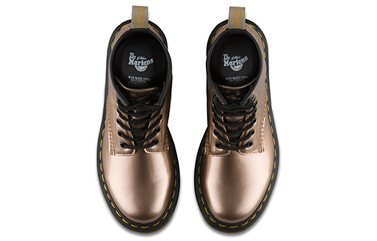 Lookbook (W) Dr. Martens Vegan 1460 Métallique Chrome ''Or Rose'' 24865716