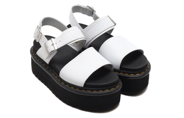 Lookbook (W) Dr. Martens Voss Sandal Kulit Putih Tebal 26725100