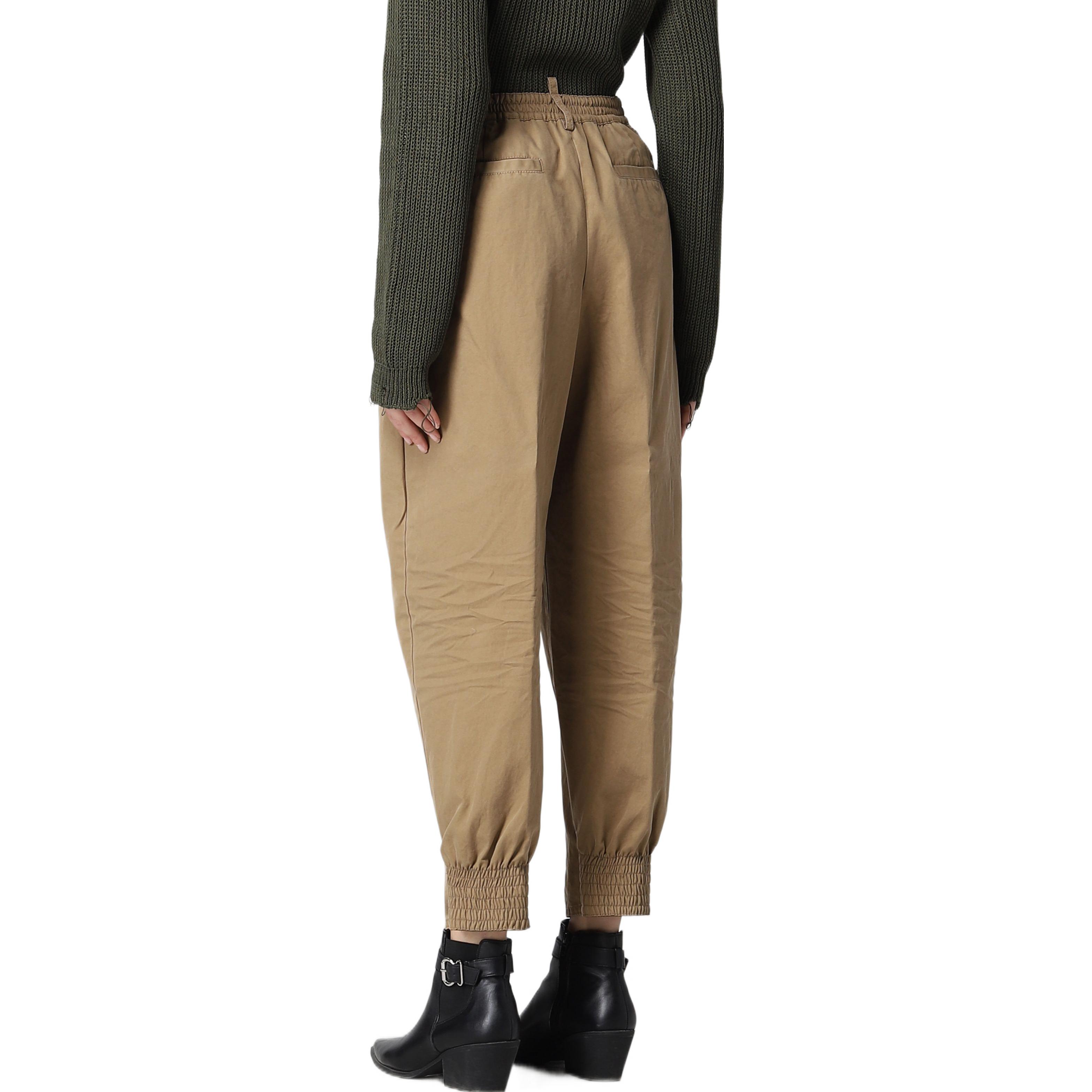 Shop (W) DSQUARED2 Celana Kasual Khaki Tapered Warna Polos dengan Kancing. S75KB0280S41794-157