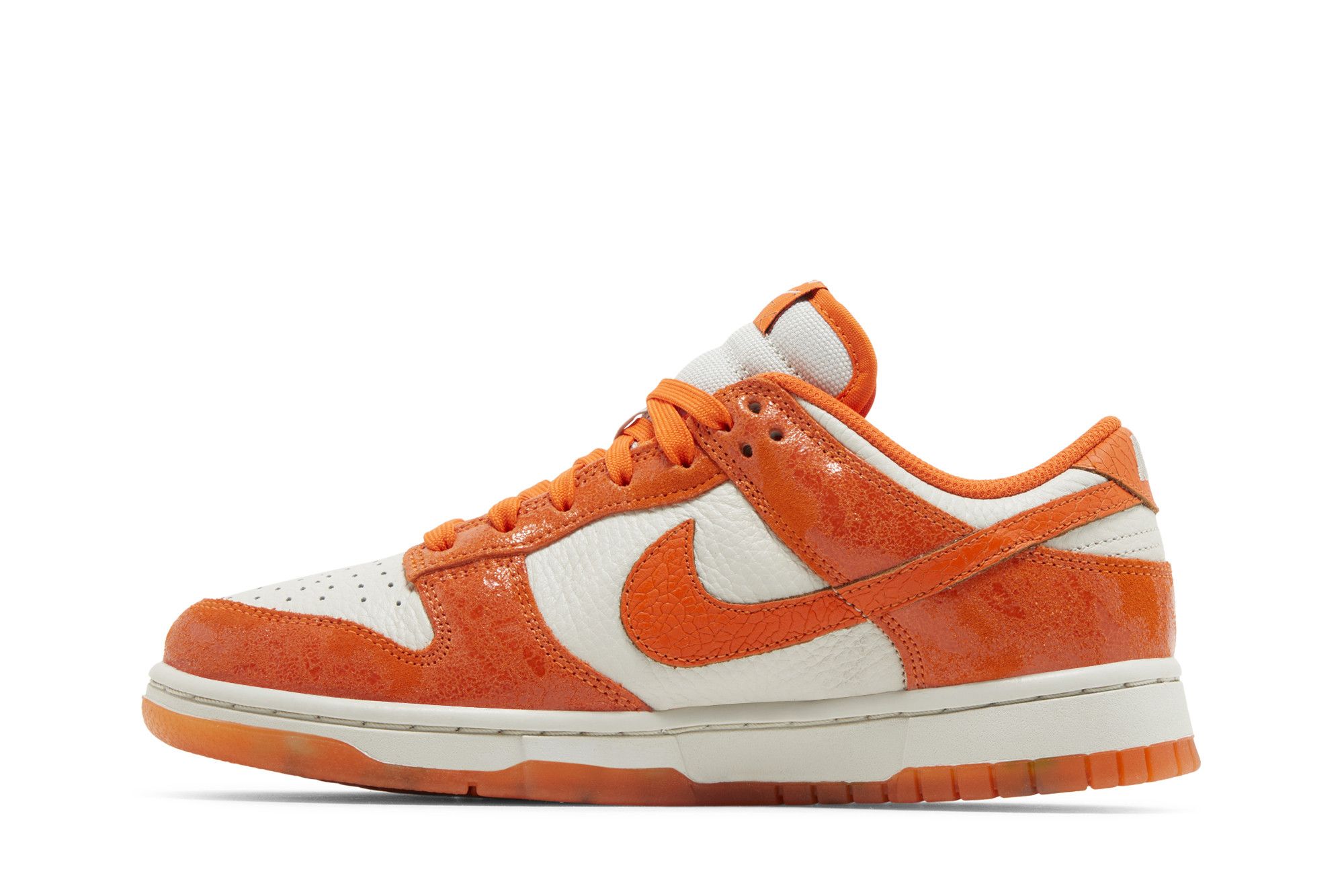 Shop (W) Dunk Low 'Cracked Orange' - Jingga Retak FN7773-001