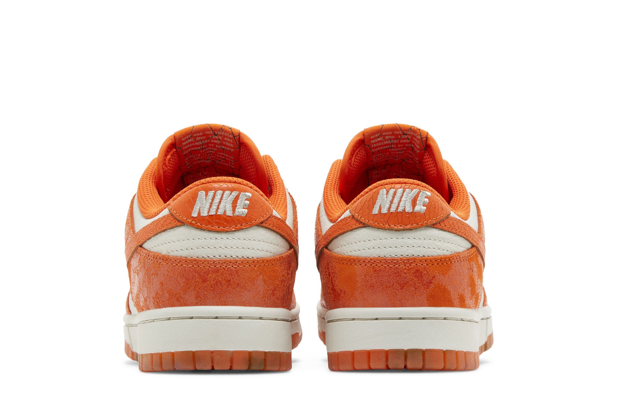 Sizing (W) Dunk Low 'Cracked Orange' - Jingga Retak FN7773-001