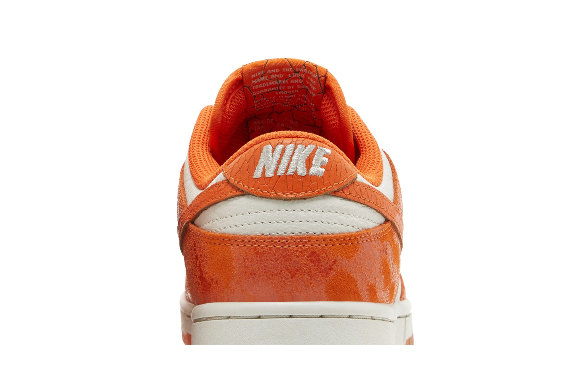 Cheap (W) Dunk Low 'Cracked Orange' - Jingga Retak FN7773-001