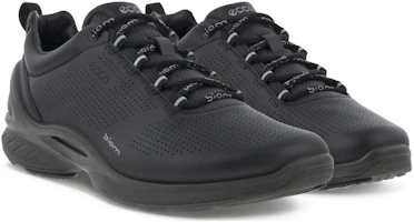 Lookbook (W) ECCO バイオム フュエル 黒 ローカット 83751301001