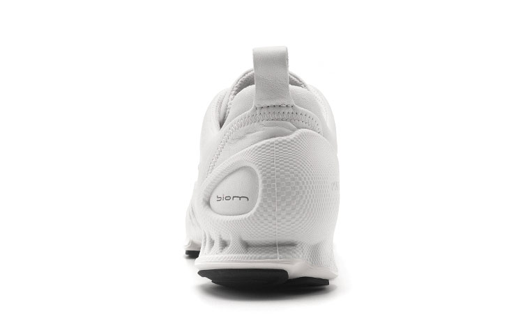 Shop (W) ECCO Biom Venture Low 'Blanco Retro Impermeable' 80283301007