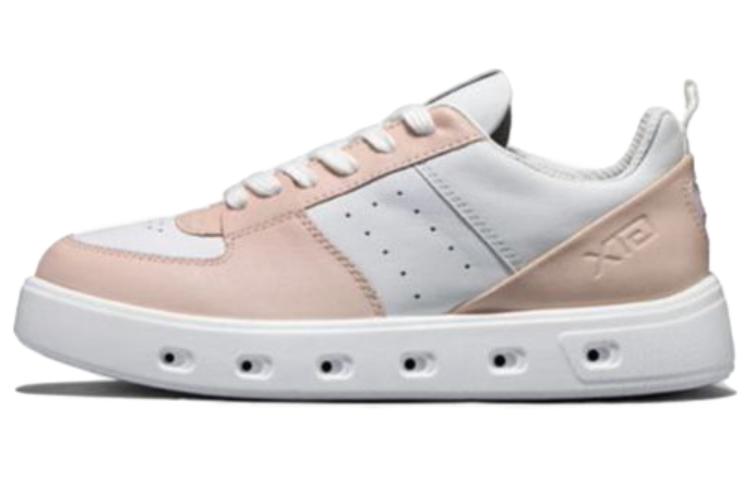 (W) ECCO Low-Top Sneaker 'Nude Pink'