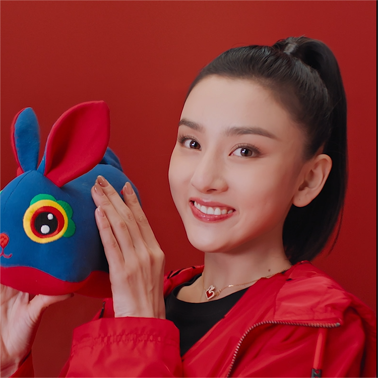 Lookbook (Women) Emporio Armani  925 Silver Necklace Rose Gold with Red Crystal Bunny. EG3566221