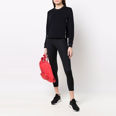 (W) Emporio Armani 黑色圓領衛衣 Logo 印花裝飾 SS22 3L2M6C-1JHSZ-0926 Lookbook (W) Emporio Armani 黑色圓領衛衣 Logo 印花裝飾 SS22 3L2M6C-1JHSZ-0926