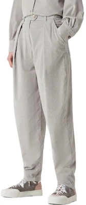 (Women) Emporio Armani Grey Mid-Rise Tapered Casual Pants. 6R2J4A-2NS0Z-0637 Lookbook (Women) Emporio Armani Grey Mid-Rise Tapered Casual Pants. 6R2J4A-2NS0Z-0637