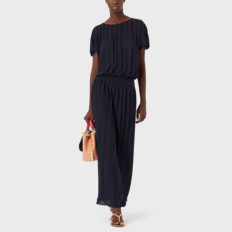 Lookbook (W) エンポリオアルマーニ ネイビー ニット ショートスリーブ ドレス SS22 コレクション 3L2AT52M03Z-0901