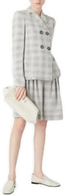 (W) Emporio Armani SS23 浅灰色格纹双排扣西装外套. D4NG15-D2102-1010 Lookbook (W) Emporio Armani SS23 浅灰色格纹双排扣西装外套. D4NG15-D2102-1010