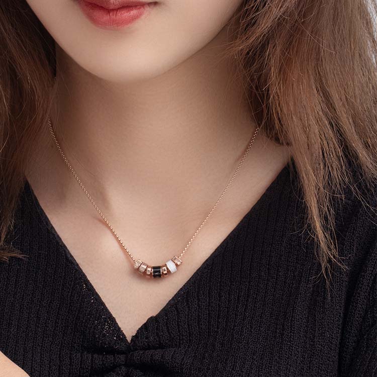 Purchase (W) Emporio Armani Rantai Keluli Tahan Karat dengan Manik Berlian. EGS2931221