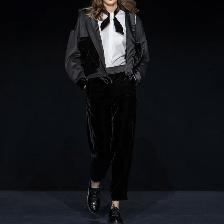 (Women) Emporio Armani  White Button-Up Long-Sleeve Shirt with Contrast Collar H4NC2U-TZB18-1F0BN 圖 3