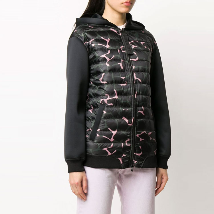 Shop (W) 埃摩利奥阿玛尼黑色迷彩连帽羽绒夹克 6G2B6A-2JD4Z-F008