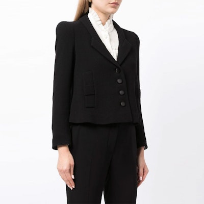 (W) EMPORIO ARMANI Blazer Hitam Single-Breasted dengan Bahu Berstruktur 6K2G63-2NWBZ-0999 Purchase (W) EMPORIO ARMANI Blazer Hitam Single-Breasted dengan Bahu Berstruktur 6K2G63-2NWBZ-0999