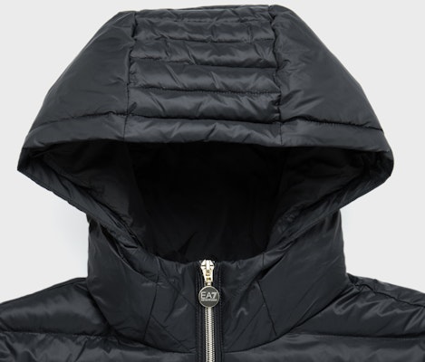 (W) EMPORIO ARMANI EA7 黑色連帽棉質外套帶標誌印花 FW23. 6RTB01-TN88Z-0200 Sizing (W) EMPORIO ARMANI EA7 黑色連帽棉質外套帶標誌印花 FW23. 6RTB01-TN88Z-0200