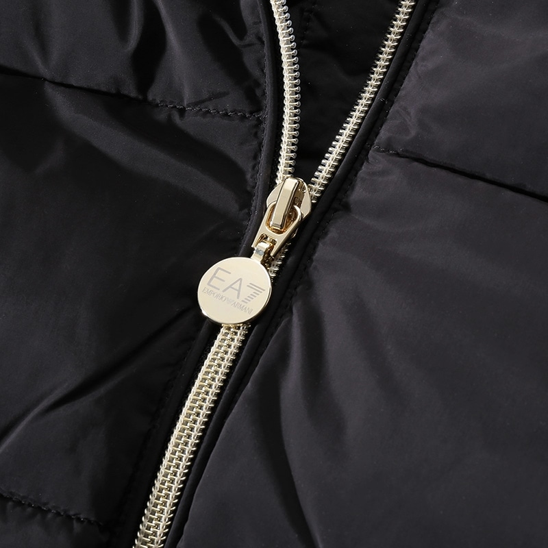 Details for (W) EMPORIO ARMANI EA7 黑色印花連帽棉質外套 SS24. 6RTB09-TNDAZ-0200