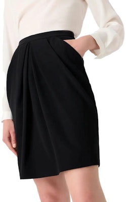 (W) Falda lápiz negra plisada de tiro alto casual Emporio Armani FW23. H4NN1D-2NWAZ-0999 Details for (W) Falda lápiz negra plisada de tiro alto casual Emporio Armani FW23. H4NN1D-2NWAZ-0999