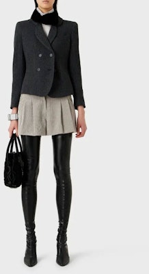 (W) Emporio Armani 2023秋冬人字纹双排扣西装外套深灰色 H4NG21-E2113-016 Lookbook (W) Emporio Armani 2023秋冬人字纹双排扣西装外套深灰色 H4NG21-E2113-016