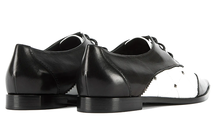 Shop (W) Emporio Armani Zapatos de Piel Negra con Cordones X3C166XN0991A040