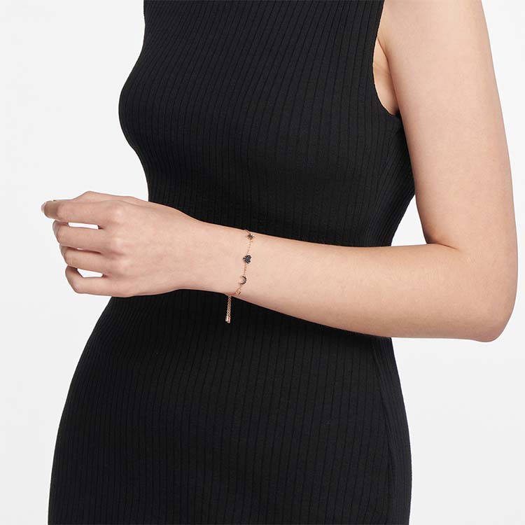 Details for (W) Emporio Armani 女士银色星形吊坠手链 时尚925银首饰 EG3388221