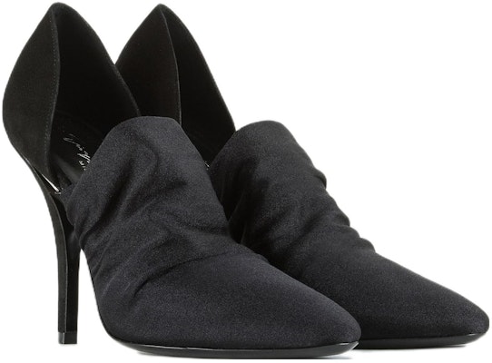 (W) Emporio Armani Slip-On Stiletto 'Hitam' X1E924XN3391K001 Order (W) Emporio Armani Slip-On Stiletto 'Hitam' X1E924XN3391K001